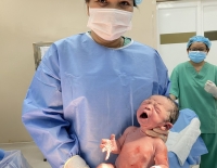 Mẹ bầu ăn gì để giữ dáng, thai nhi vẫn tăng cân?